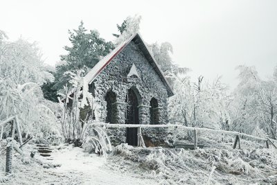 Die Landschaft am Kupferhübel (Mědník) verwandelte sich in eine Eiswelt.
