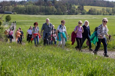 Die 30. Wanderung führte im vergangenen Jahr zum Wasserturm nach Neundorf.