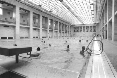 Die große Schwimmhalle 1995.