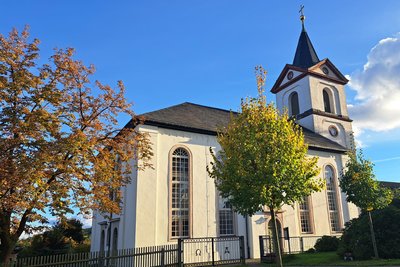 Die Kirche in Grünhainichen wurde vor 175 Jahre geweiht. Das soll nun gefeiert werden.