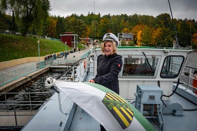 Annett Kipsch ist in Kriebstein schon seit 2014 als Servicekraft mit der Flotte unterwegs.