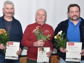 Frank Zineker, Reiner Voit und Pierre Schröder (von links) wurden in Eichigt ausgezeichnet. 