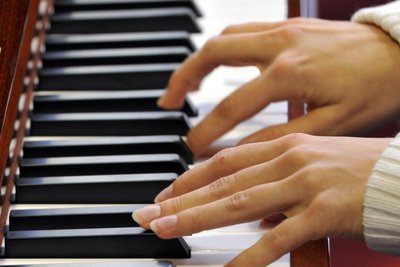 Ein besonderer Erfolg gelang auch im Wettbewerbsvorspiel auf dem Klavier.
