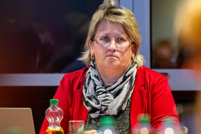 Elke Schmieder, Bürgermeisterin von Pockau-Lengefeld, hofft, dass es in der „Waldesruh“ irgendwie weitergeht.