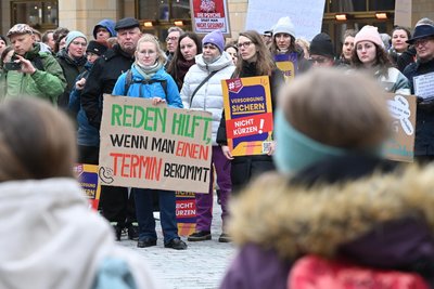 Rund 300 Psychotherapeuten, Patienten und Unterstützer haben demonstriert.