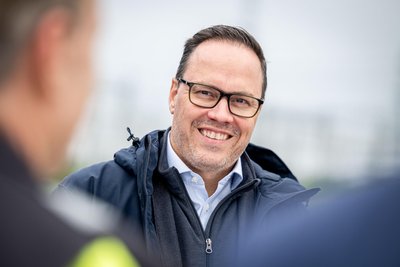 Sachsens Wirtschafts- und Energieminister Dirk Panter (SPD) war zu einem Thementag „Erneuerbare Energien“ in der Region Freiberg unterwegs.