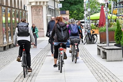 Von der Jakobikirche startet die Radtour in Richtung Hartmannfabrik.