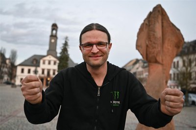 Drückt weiter die Daumen für Nicos: Nick, sein großer Bruder im wahren Leben.
