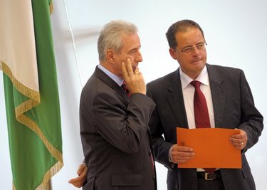 Sachsens CDU-Spitze: Parteichef Stanislaw Tillich und sein Stellvertreter, Fraktionschef Steffen Flath (rechts).
