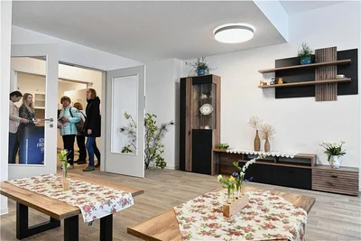 Blick in einen Gemeinschaftsraum in der dritten Etage - hier sollen sich die Mitglieder der Senioren-WG treffen und miteinander reden können. 