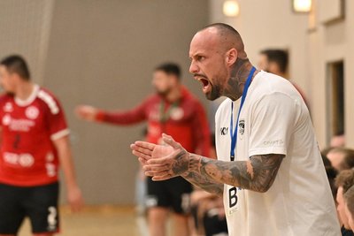 Immer engagiert dabei, in Zwickau aber unzufrieden: BSV-Trainer Willi Kühn.