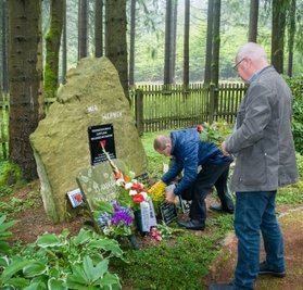 Rund 20 Menschen nahmen an der Veranstaltung in Gelobtland teil. 