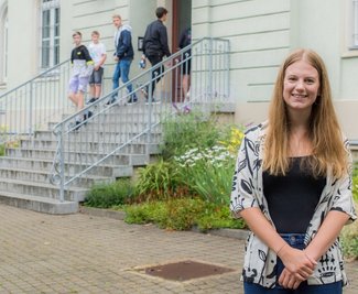Amelie Hänel nimmt Abschied vom Zschopauer Gymnasium. Ende Juni hatte sie in der Schule ihre letzte mündliche Prüfung. 