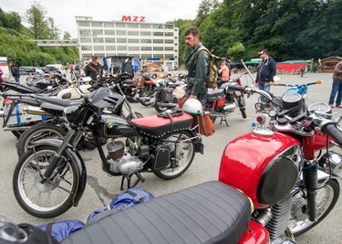 Einen Eindruck von 100 Jahren Zschopauer Motorradtradition konnten sich die Besucher am MZ-Altwerk am Sonnabend verschaffen. 