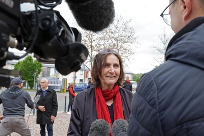 Sabine Ecke wird das „Mut-mach-Buch“ an den nächsten Tagen an ihren Sohn übergeben.