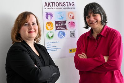 Im Chemnitzer Amt für Gesundheit und Prävention – hier Amtsleiterin Katja Uhlemann (links) und Amtsärztin Hildegard Geisler – bietet psychisch erkrankten Menschen einen Anlaufstelle.