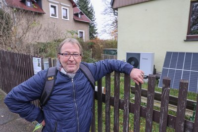 Uwe Preiser möchte weg von der Gasheizung. Er dachte an eine Pelletheizung, ist jetzt aber von der Wärmepumpe überzeugt.