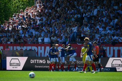 Kieler Jubel gegen Eintracht Braunschweig.