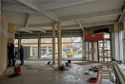 Das Erdgeschoss des ehemaligen Kinderkaufhauses wurde ausgeräumt. Vorige Woche waren Elektroarbeiten im Gange.
