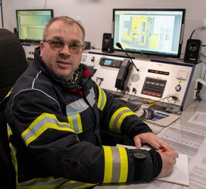 Seit 2003 leitet René Schröter die Mittweidaer Feuerwehr mit ihren insgesamt sechs Ortswehren. Im vergangenen Jahr hatten die Kameraden mehr zu tun als in den Jahren zuvor. 