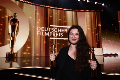 Mascha Schilinskis "In die Sonne schauen" gewann zehn Auszeichnungen.