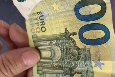 Bargeld wechselte ohne Quittung den Besitzer, weshalb die Polizei nicht tätig werden kann.