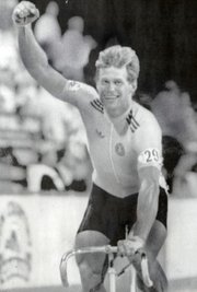  Michael Hübner nach seinem Titelgewinn bei der WM 1986. 