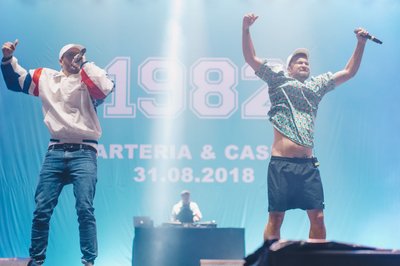Casper (links) und Marteria kündigten als geheime Headliner des Kosmonaut-Festivals ein gemeinsames Album an.