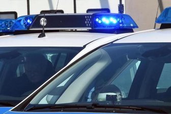 89-Jähriger auf der Straße in Meerane bedroht und ausgeraubt -