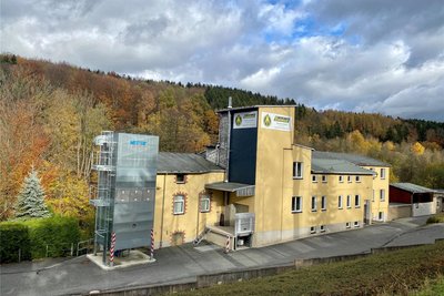 Berlebach Stativtechnik in Mulda - hier der Standort an der Frauensteiner Straße im Oberdorf für Holzbearbeitung, Endmontage und Versand.