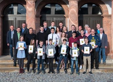 Die Stadt Rochlitz hat bei der Sportlerehrung am Donnerstagabend 20 erfolgreiche Sportlerinnen und Sportler ausgezeichnet. 