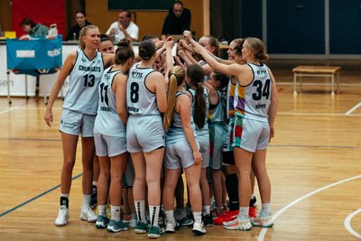Als Mannschaft müssen die Chemcats derzeit die Ausfälle von Centerspielerin Tereza Hebisch und Spielmacherin Joy Baum kompensieren - und das gelingt derzeit richtig gut.