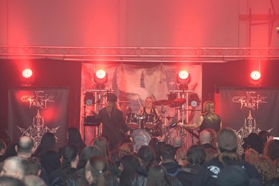 Das Metal-Festival an der Turnhalle an der Talstraße in Buchholz war ausverkauft. Gern hätten die Veranstalter die größere Festhalle genutzt.