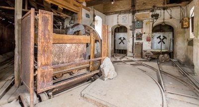 Im Gebäude am Schacht 2, in dem einst die mit Kalk beladenen Hunte nach oben kamen, soll ein Aufzug Besucher künftig auch unter Tage führen. 