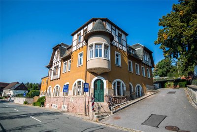 Ende August wurde mit den Sanierungsarbeiten im Gebäude Zur Post in Jahnsdorf begonnen, bis Ende des Jahres sollen diese ab geschlossen sein.