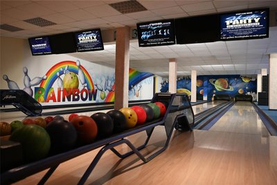 Ab sofort wieder möglich: Bowlen auf einer der vier Bahnen.