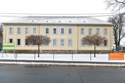 Das Bürgerhaus Berthelsdorf ist das Herzstück des Ortes. Einst war es eine Schule; seit 2009 ist es Bürgerhaus, nun soll es umgebaut werden.