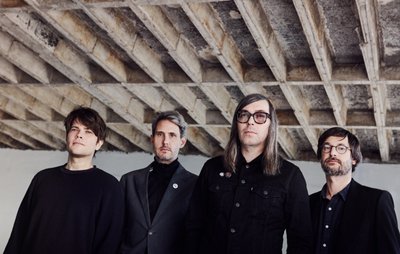 Diese Jungs sind Tocotronic: Bassist Jan Müller, Sänger Dirk von Lowtzow, Gitarrist Rick McPhail und Drummer Arne Zank (v. l.) 