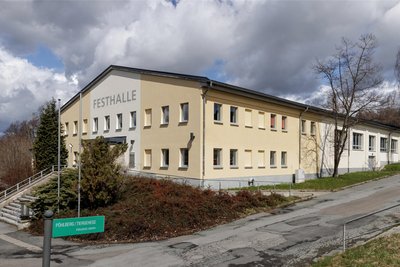 In der Annaberger „Festhalle“ gastiert am 26. April Stefanie Hertel mit ihrer Musical-Komödie. Karten gibt es bei der „Freien Presse“.