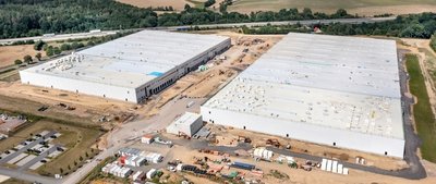 Das Logistikzentrum Mittelsachsen liegt im Gewerbegebiet Crumbach-Nord nahe der Autobahn A 4.