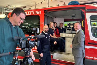 Michael Klahre (r.) ist gefragter Experte beim Feuerwehr-Seminar in Annaberg-Buchholz gewesen. Fürs Foto versammelten sich die Referenten, eingeladen von Paul Schaarschmidt vom Kreisfeuerwehrverband (2.v. l.).