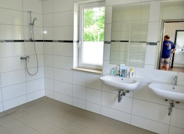 So sehen die Sanitäranlagen für die Kanuten heute aus.