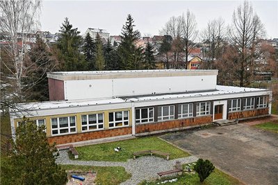 Die Turnhalle in Wechselburg soll endlich instandgesetzt werden. Das betrifft unter anderem den Prallschutz. 