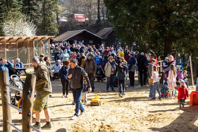 Das Ostergrillen in der Köbe erlebte am Ostermontag einen Besucheransturm.