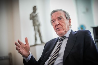 Schröder wurde von Putin als Unterhändler vorgeschlagen, was auf deutscher Seite nicht ernst genommen wird. (Archivbild)