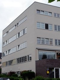Der zwischen 1928 und 1929 errichtete Anbau des Oelsnitzer Schocken-Kaufhauses.