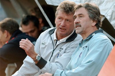 Die Auer Spielerlegende Holger Erler (links) und stand Chefcoach Gerd Schädlich lange beim FC Erzgebirge Aue zur Seite. 