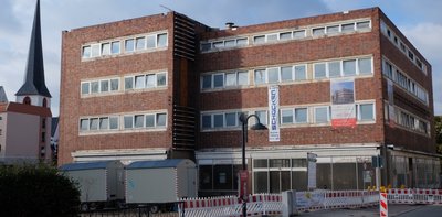 Das ehemalige Schocken-Kaufhaus in der Innenstadt von Crimmitschau wird derzeit revitalisiert.