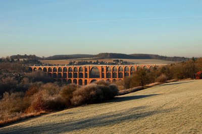 Rund um die Göltzschtalbrücke wird auch dieses Jahr wieder am 2. Samstag im Mai gewandert.