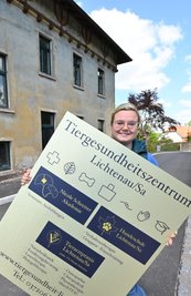 Tierärztin Nicole Schreiter eröffnet am Freitag im ehemaligen Rittergut an der Thomas-Müntzer-Straße 2 in Niederlichtenau ein Tiergesundheitszentrum mit speziellen Angeboten. 